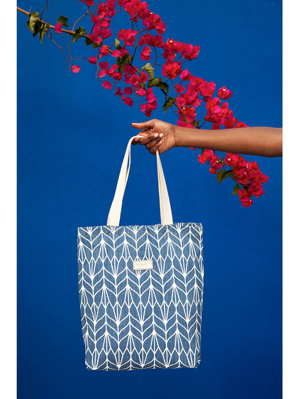 Samí Two-Tone Tote Bag