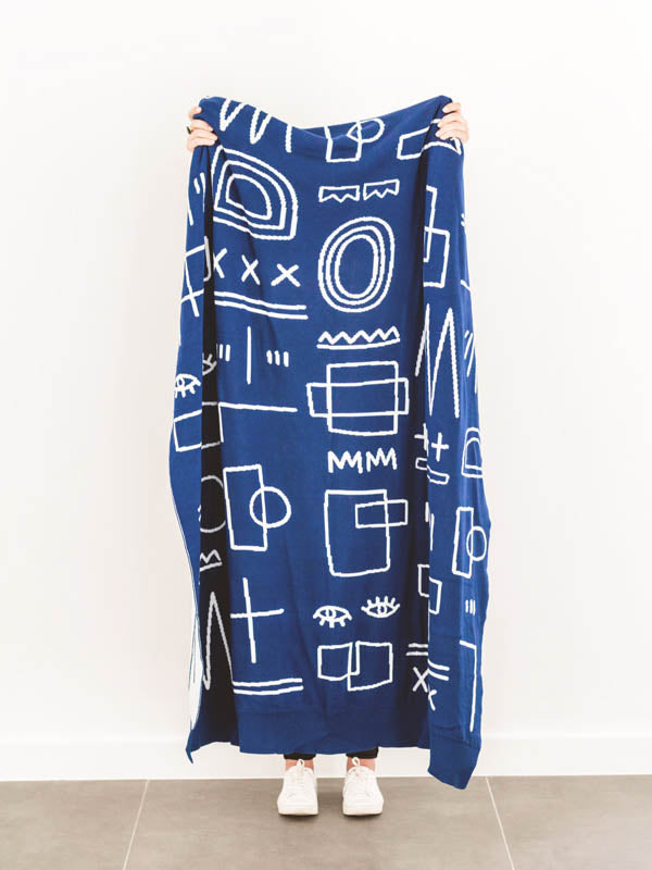 Dekko Blue & White Cotton Blanket / Throw