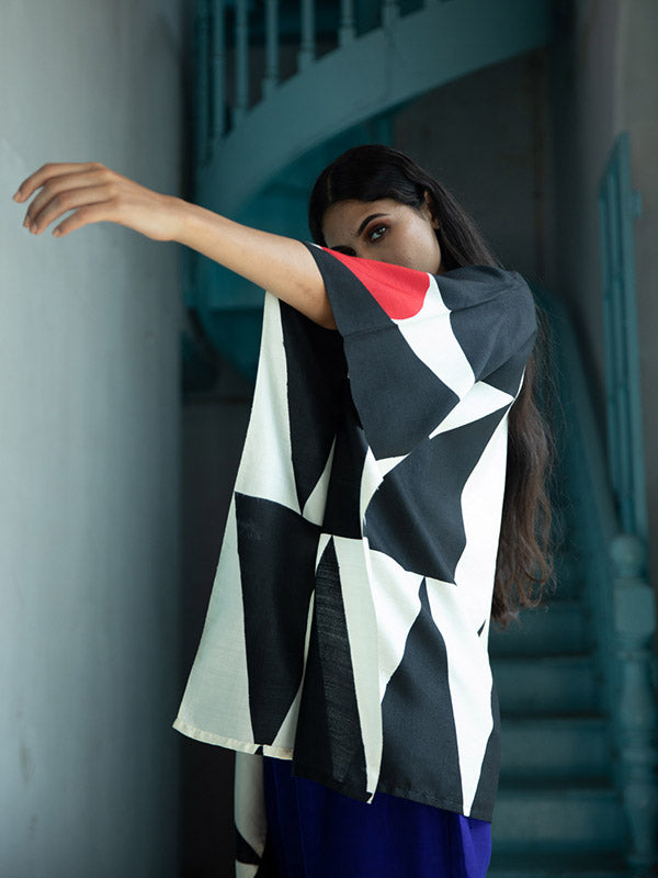 Amalgamation Silk Short Kimono