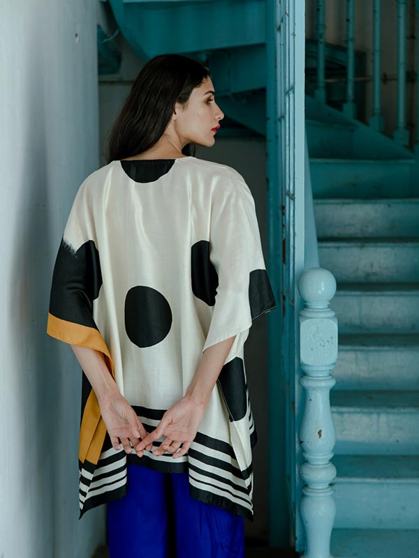 Peela Gola Silk Short Kimono