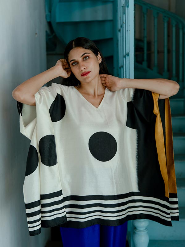 Peela Gola Silk Short Kimono