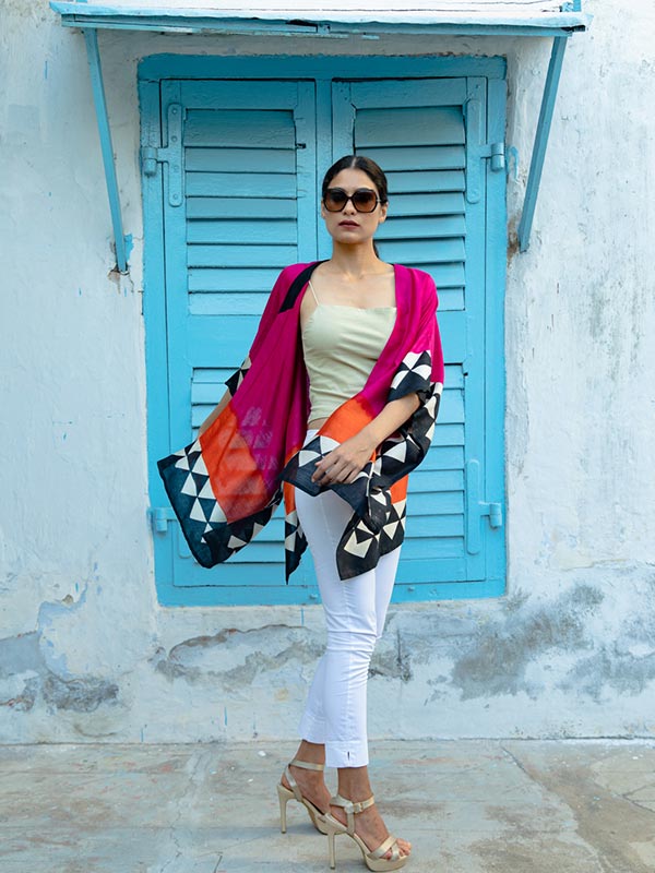 Pyramid Silk Short Kimono