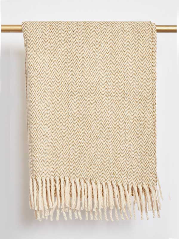 Zig Zag Oliva & Gold Throw