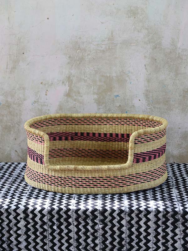 Medium Woven Dog Bed