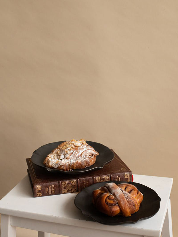 Hanaemi Porcelain Plate