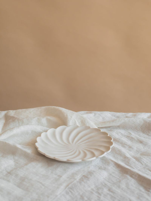 Kasumi Fujimura Twist Plate