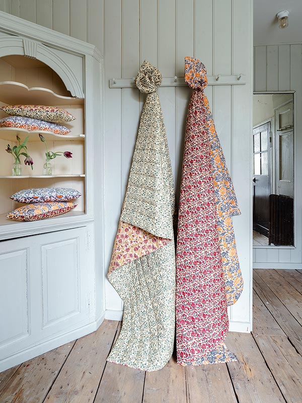 Arya Silk Reversible Quilt