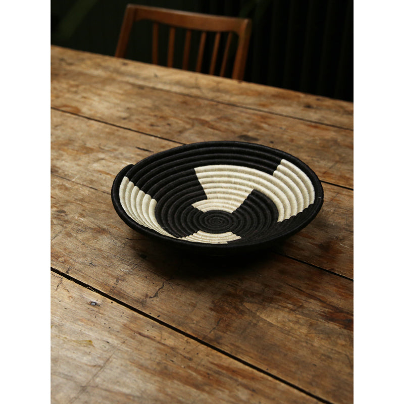 Zig Zag Round Basket / Plateau