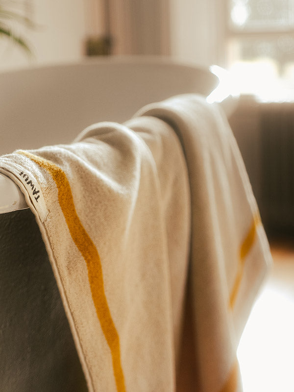 THE CLASSIC Towel - Ecru & Yellow
