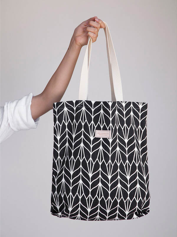 Samí Two-Tone Tote Bag