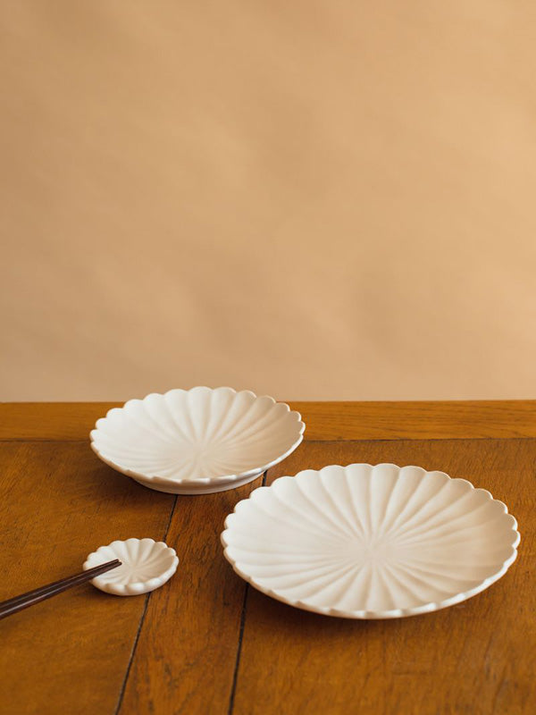 Kasumi Fujimura Flower-Shaped Plate