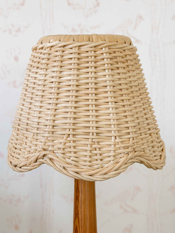 Mimi Scalloped Rattan Lampshade