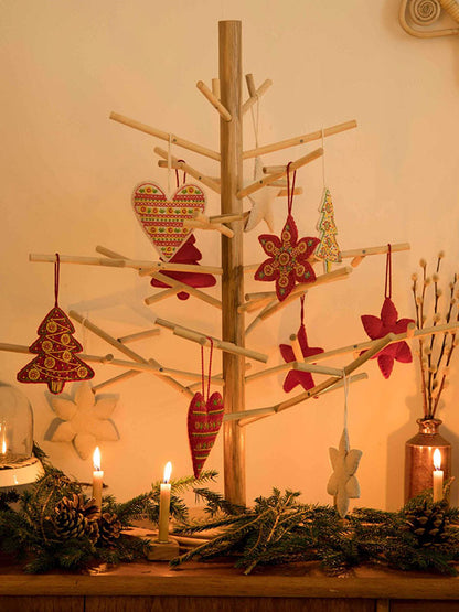 Robin Rattan Christmas Tree
