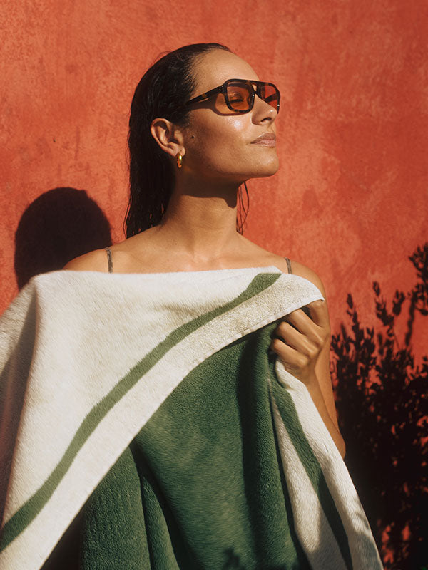 THE CLASSIC Towel - Ecru & Green